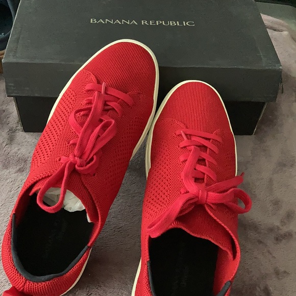 Banana Republic Red shoes.Size 8M Upper Textile - Picture 5 of 5